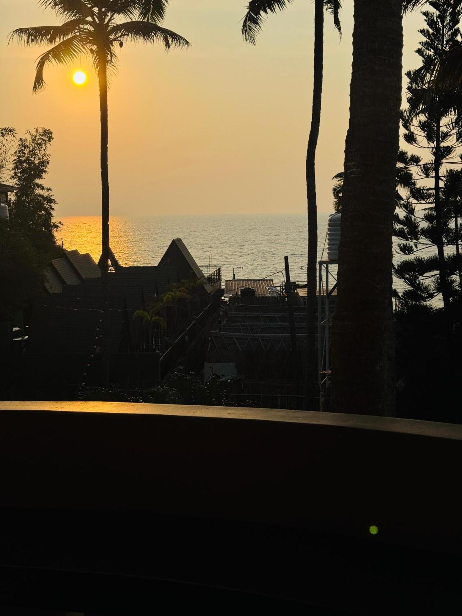 Beach View Balcony Resort By Hello Varkala Exterior foto
